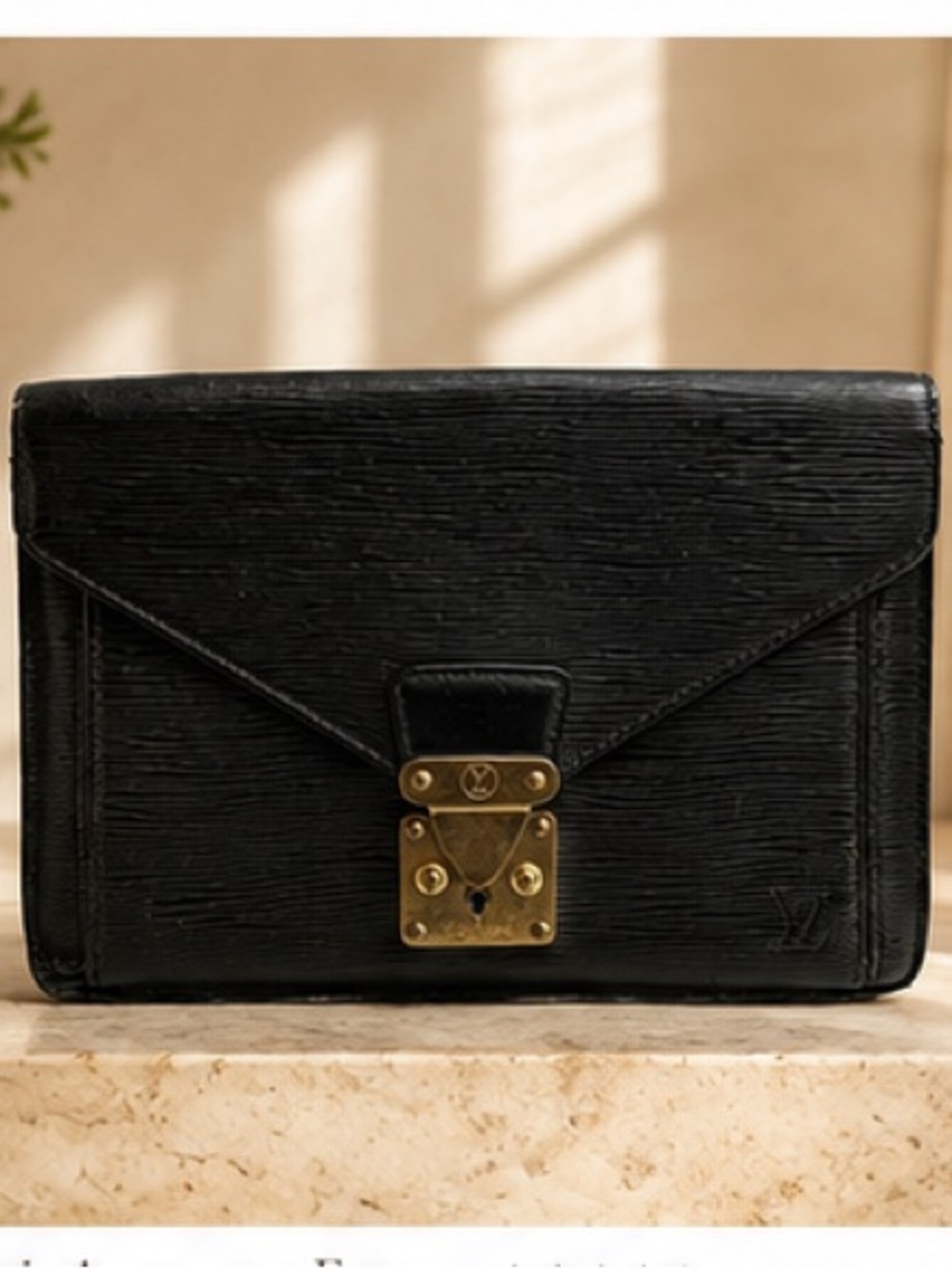 Louis Vuitton Sellier Dragonne Clutch Bag – Black Epi Leather | Vintage 👀 - Picture 5 of 13